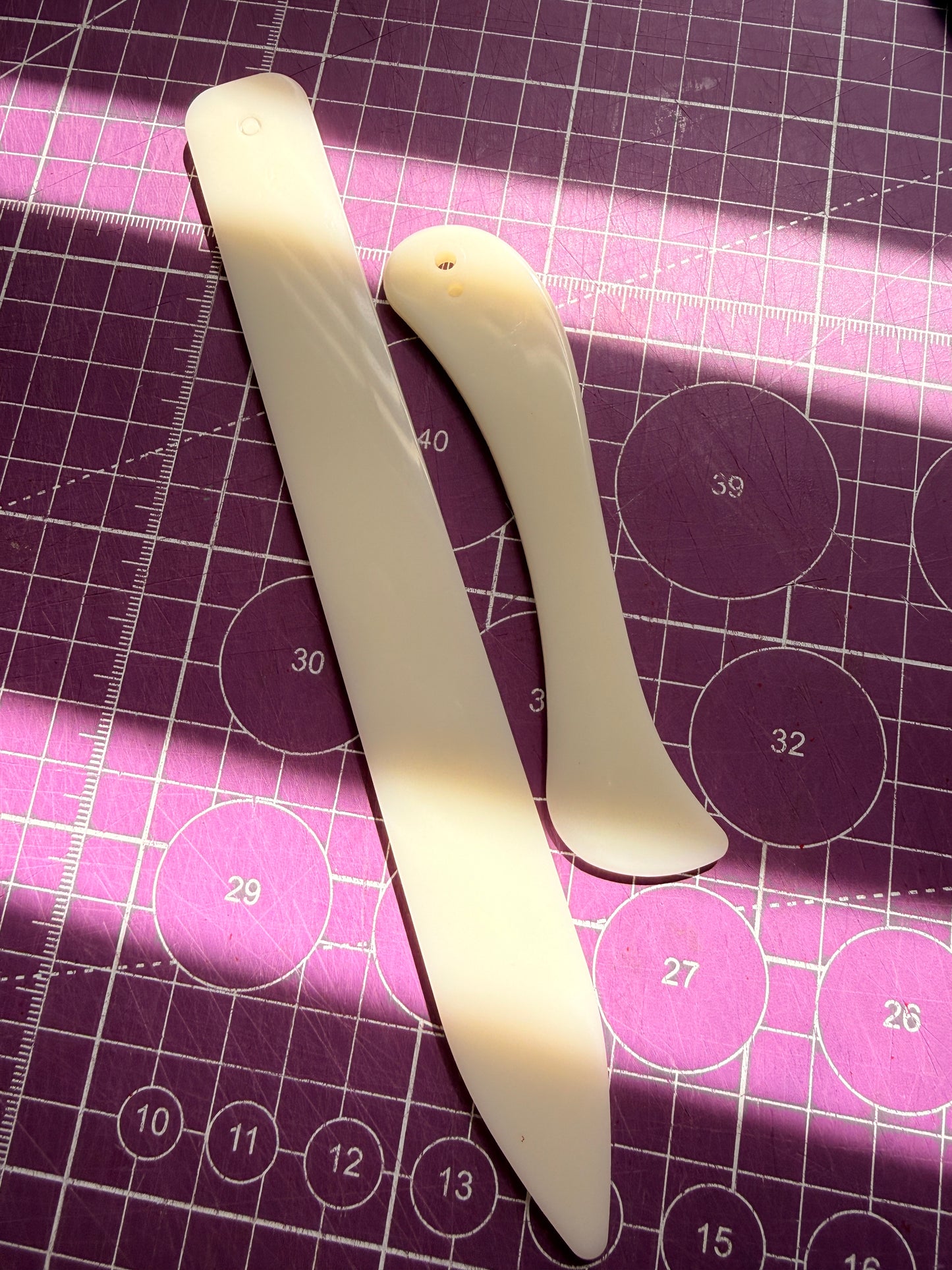 ✨📚 Hueso Plegador – Herramienta para Encuadernación y Scrapbook 📚✨