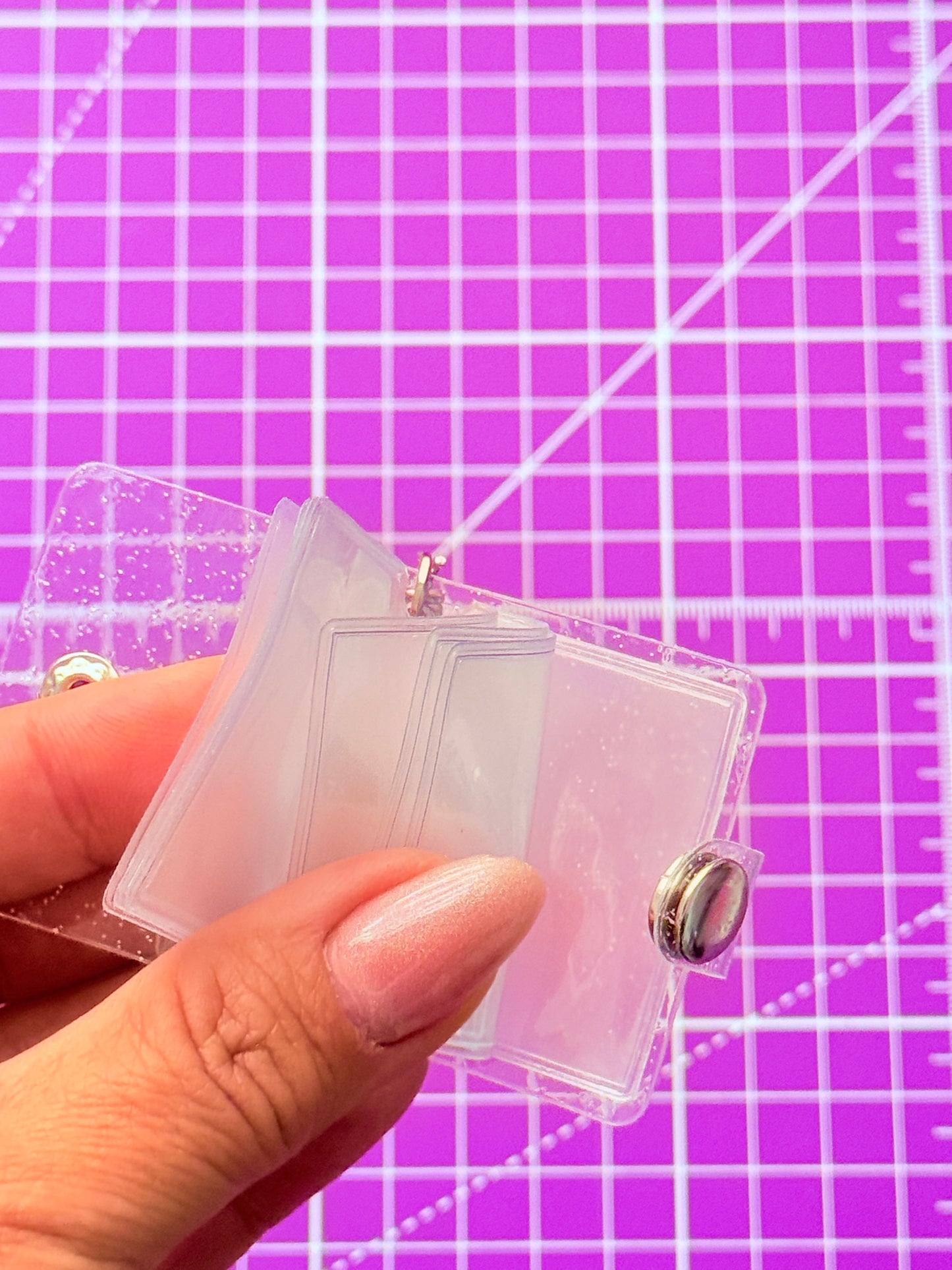 🌈✨ Mini Álbum Llavero Translúcido