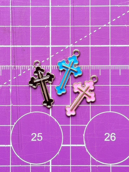 ✨ Dijes chapados en esmalte