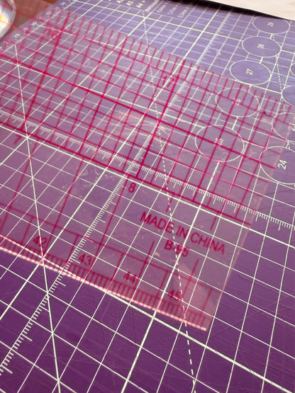 📏💖 Regla Plástica Flexible B-97 (24"x2") con Transportador