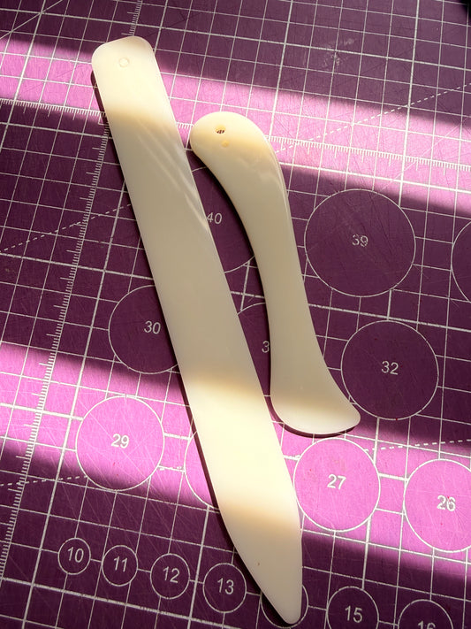 ✨📚 Hueso Plegador – Herramienta para Encuadernación y Scrapbook 📚✨