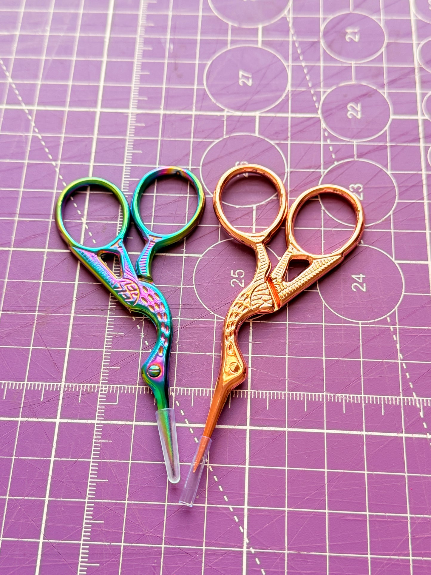 ✂️✨ Tijeras de acero inoxidable estilo antiguo