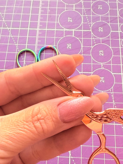 ✂️✨ Tijeras de acero inoxidable estilo antiguo