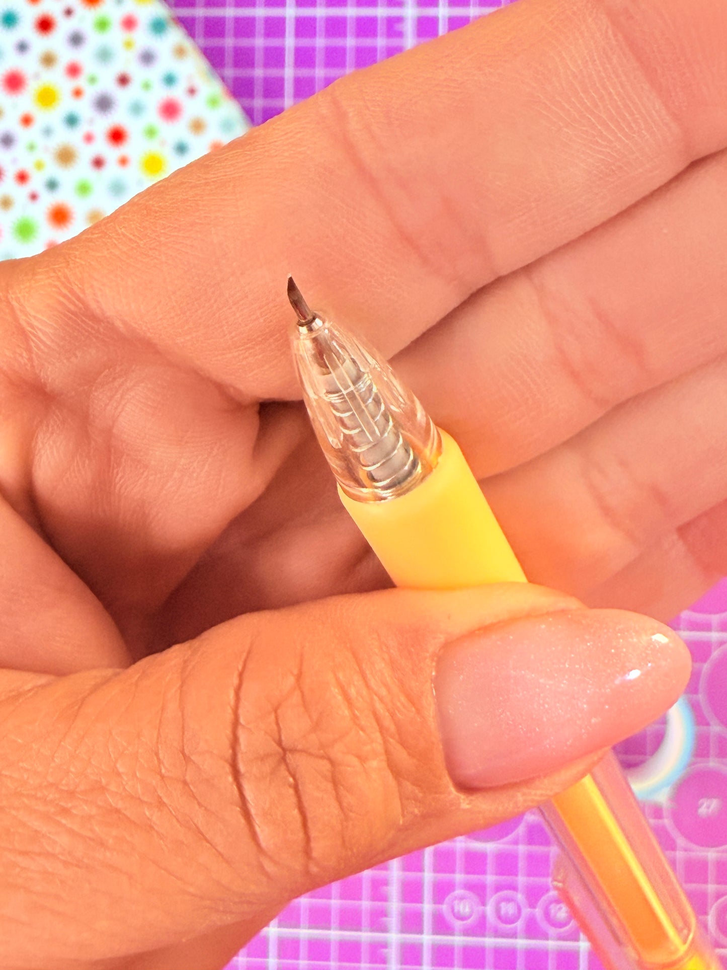 🖊️✨ Parece bolígrafo… pero es un exacto (cutter) poderoso ✨🖊️