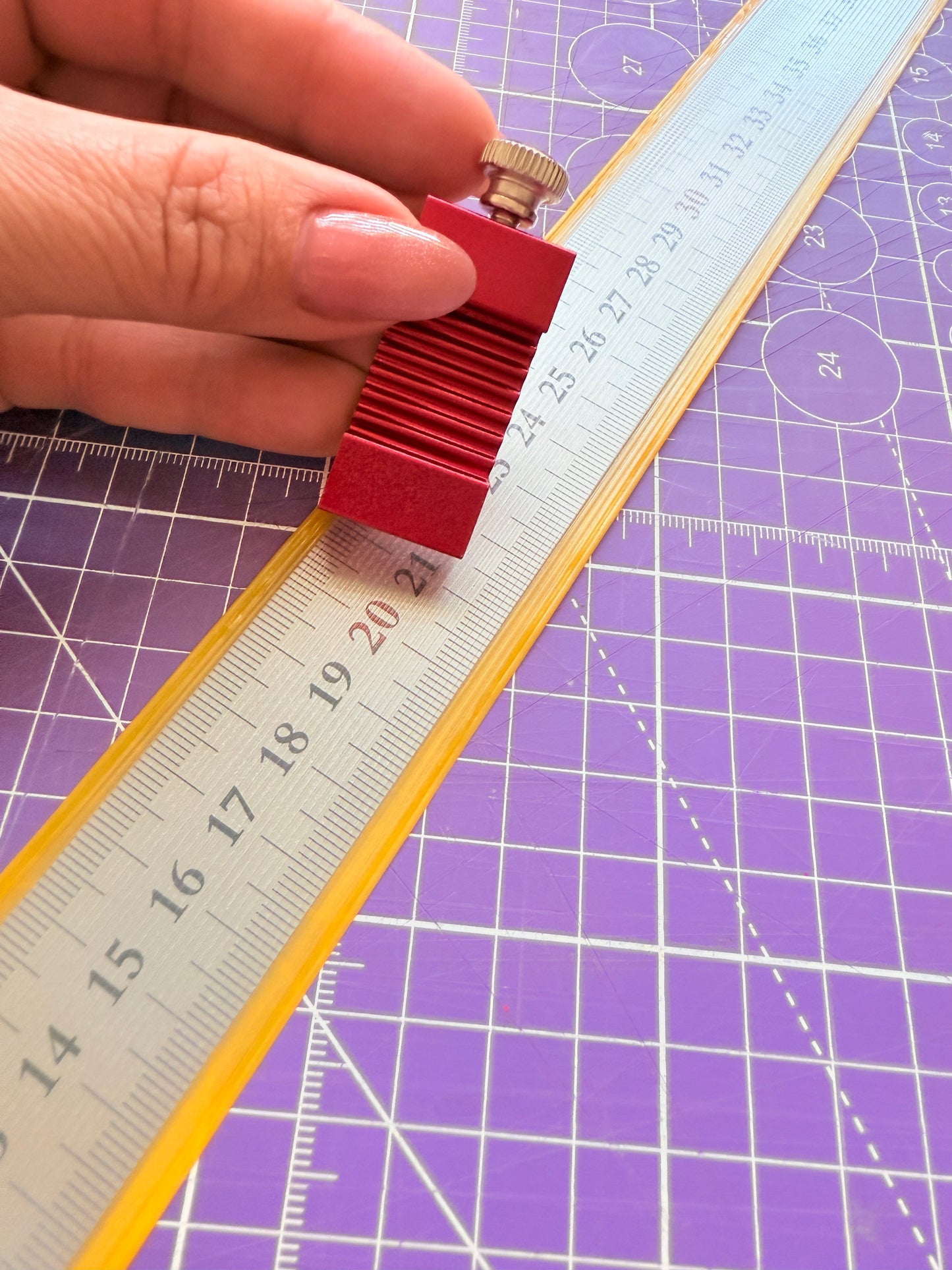 📏✨ Regla con calibrador de 40 cm