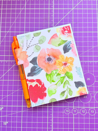 📘✨ Archivo Digital – Libreta con Sujeta Bolígrafo 🖊️💖