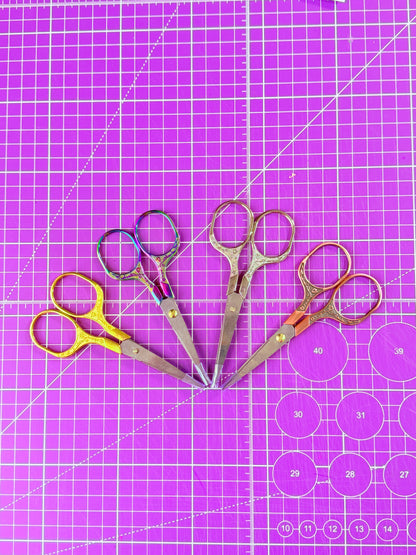 Tijeras con estilo 🥰✂️