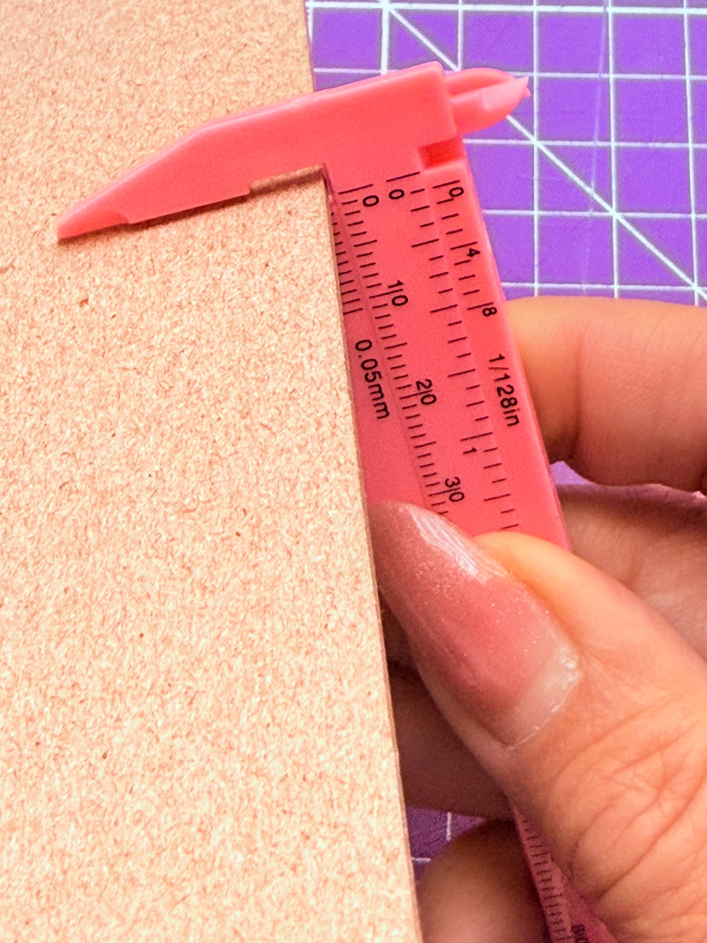 ✨📏 Regla Deslizante de Doble Escala – Métrica y Pulgada 📏✨